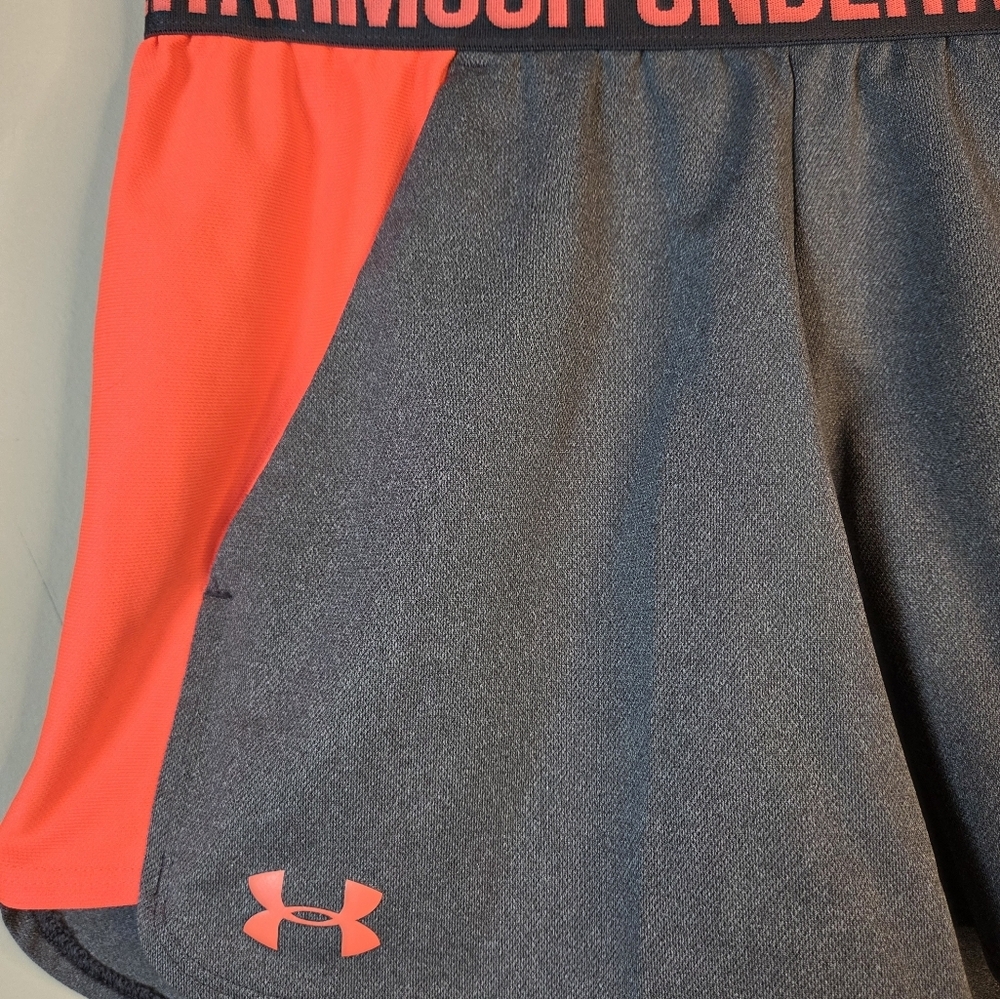 Under Armour Women's Athletic Shorts in Gray and Redv Size Xs - Picture 3 of 7